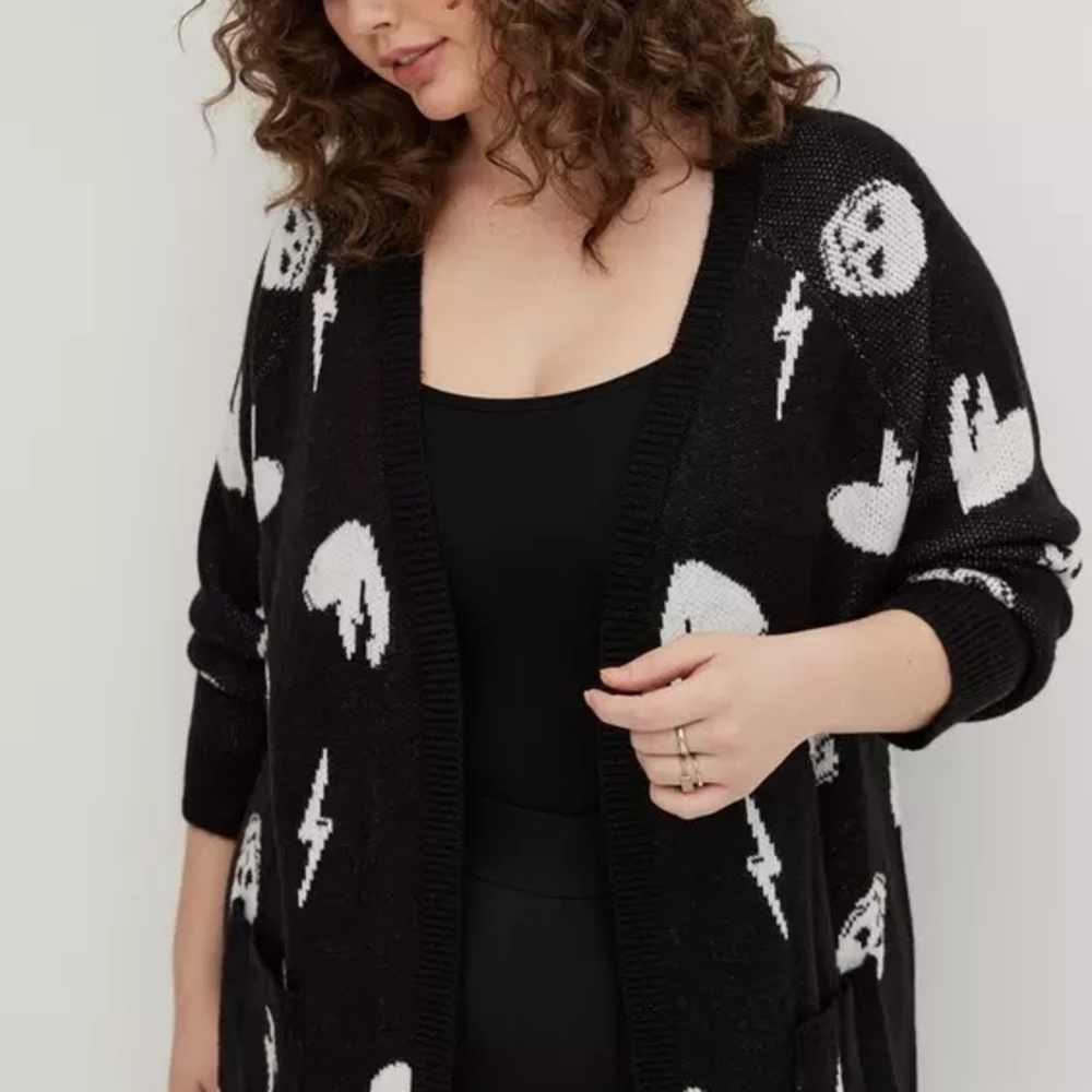 Fall-Apple PICKING-LONG SWEATER Torrid LOVE SICK SKULL Cardigan SIZE 5X - Picture 2 of 4